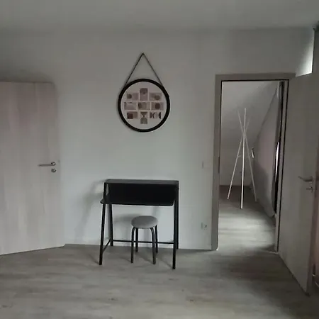 Kleine Hummel アパート *